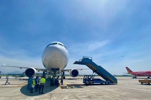 Khẩn trương nghiên cứu phương án quản lý tài sản kết cấu hạ tầng hàng không