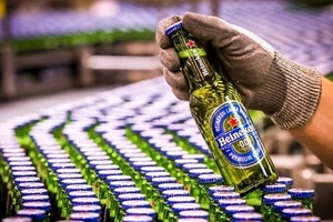 “Ông trùm” Heineken bán mảng kinh doanh tại Nga với giá chỉ 1 euro