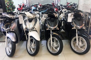 Honda SH dáng cũ khan hàng, giá chênh 70 triệu vẫn có khách mua
