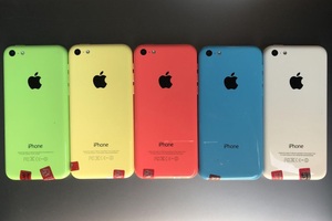 iPhone 5C giá hơn 300.000 đồng tràn lan tại Việt Nam, đừng mua