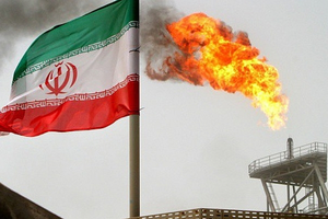 Xuất khẩu dầu mỏ của Iran giảm kỷ lục
