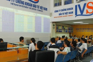 Kinh doanh thua lỗ, Chứng khoán IVS bị cảnh báo