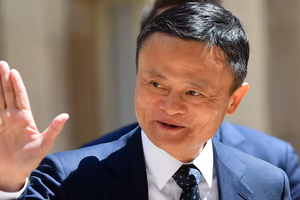 Jack Ma gặp người giàu nhất Thái Lan khiến một cổ phiếu tăng gần 800%