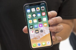 Không phải XS Max, iPhone X mới là mặt hàng đang bán chạy nhất