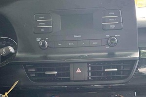 Kia Seltos bản tiêu chuẩn tăng giá 10 triệu, thêm màn hình để chiều khách