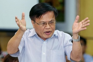 Lao động "thấp" được lương "cao" và chuyện "ghế" công chức trong doanh nghiệp
