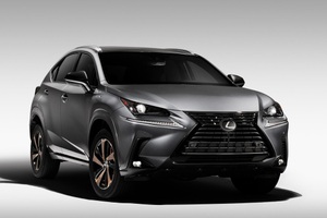 Lexus ra thêm phiên bản NX 200 Black Line