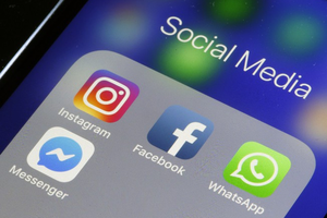 Facebook đối mặt với các vụ kiện của Mỹ có thể buộc phải bán Instagram, WhatsApp
