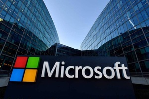 Microsoft tiến gần mốc vốn hoá 2.000 tỷ USD