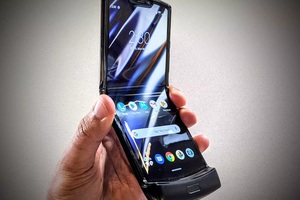 Moto RAZR dính lỗi màn hình hàng loạt sau chỉ 1 ngày mở bán