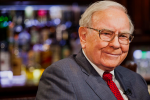 Nhà đầu tư huyền thoại Warren Buffett tiết lộ 3 thương vụ bí mật mới