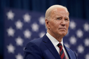 Ông Biden rút lui khỏi cuộc đua vào Nhà Trắng nhiệm kỳ tới, hé lộ người thay thế