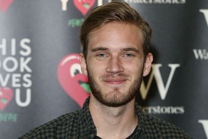 "Ông hoàng YouTube" PewDiePie bất ngờ tuyên bố nghỉ hưu sớm