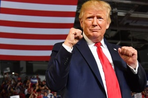 Ông Trump giành chiến thắng đầu tiên trong cuộc chạy đua tái tranh cử
