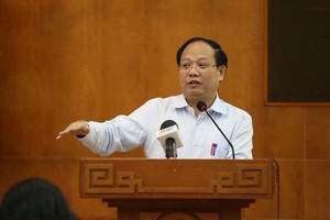 Sai phạm vụ Thủ Thiêm, hết thời hiệu, ông Tất Thành Cang chỉ bị... phê bình