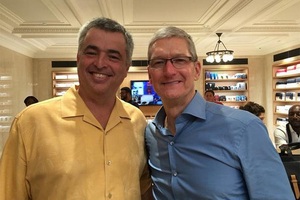 Sốc: CEO Tim Cook của Apple có thể đã bị nhiễm virus Covid-19