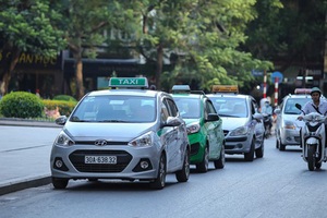 Hiệp hội taxi Hà Nội "kể tội" chương trình thí điểm Grab lên Thủ tướng