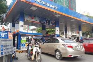 Thay đổi cách tính giá xăng dầu, một mặt bằng giá mới cho toàn dân