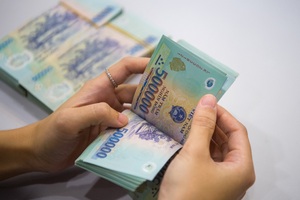 Lộ diện mức thưởng Tết khủng với gần 900 triệu đồng