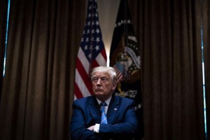 "Tố" Đức nợ nhiều tiền NATO, ông Trump dọa rút 25.000 quân