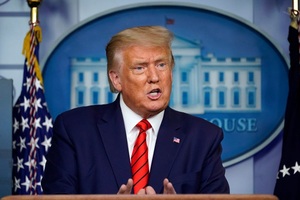 Tổng thống Donald Trump cân nhắc tự bơm tới 100 triệu USD cho cuộc đua bầu cử