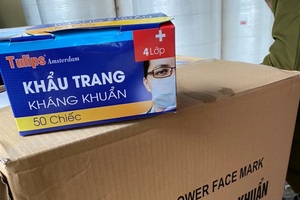 Trăm nghìn khẩu trang mỗi ngày: Rao công nghệ Nhật, lớp lọc... giấy vệ sinh