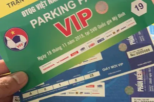 Trận Việt Nam - Thái Lan: Giá vé chỗ ngồi gần khu VIP nhất là bao nhiêu?