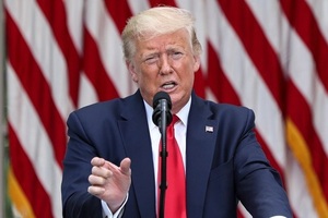 Trump tước trạng thái đặc biệt, kinh tế Hồng Kông về đâu?