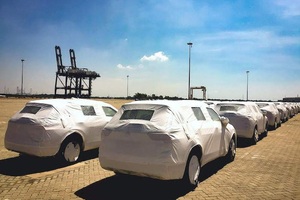 Truy tìm chủ nhân lô xe Nissan nhập khẩu mới tinh bị 'bỏ quên' tại cảng Đình Vũ