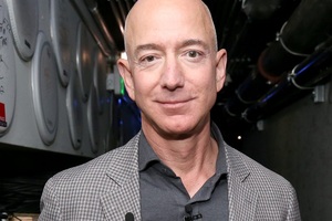 Tỷ phú Jeff Bezos từng 3 lần nói Amazon sẽ phá sản