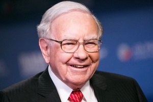 Tỷ phú Warren Buffett trở nên giàu có bằng cách nào?