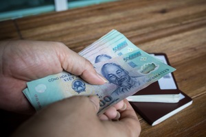 Vay 5 triệu đồng trả 200 triệu chưa hết, thầy giáo cùng đường tìm cái chết