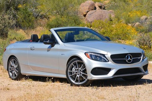 Vì sao Mercedes-Benz khai tử nhiều mẫu coupe và mui trần?