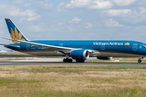 Vietnam Airlines xác nhận việc di chuyển của tiếp viên nhiễm Covid-19