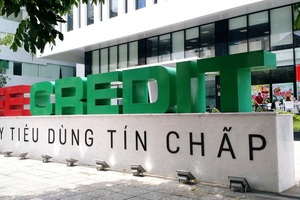 VPBank bán xong 49% vốn tại "gà vàng" FE Credit?