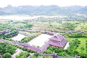 Xã bị nợ hàng tỷ đồng tiền thu hồi đất xây khu chùa Bái Đính