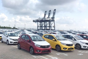 Xe rẻ Indonesia và Thái Lan ồ ạt vào Việt Nam: Giá thấp nhất 247 triệu đồng