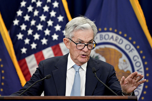 Ông Jerome Powell: Fed sẽ tiếp tục giảm lãi suất nhưng với tốc độ chậm hơn