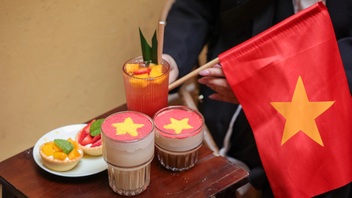 Hanoi ​cafés ​celebrate Reunification Day with ​themed ​décor and ​menus