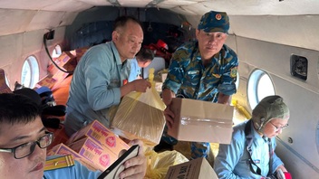 Helicopters deliver emergency aid to flood-isolated communities