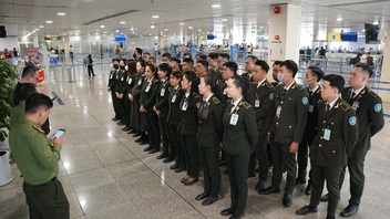HCM City airport tightens security ahead of Tet travel rush