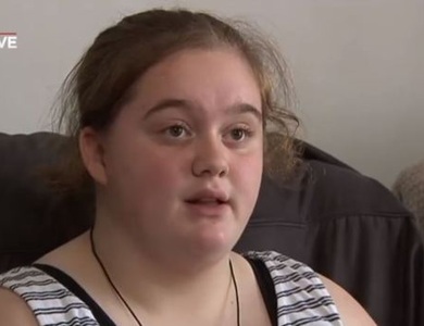 Cô bé 14 tuổi nhập viện vì nuốt phải kim trong táo mua siêu thị