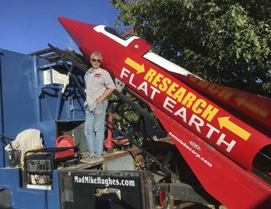 Tử nạn do "cưỡi" tên lửa tự chế bay vào vũ trụ để chứng minh “Trái Đất phẳng”