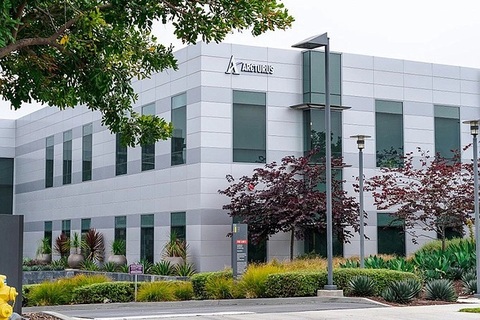 Soi tình hình hoạt động của công ty hợp tác sản xuất vắc xin với Vingroup