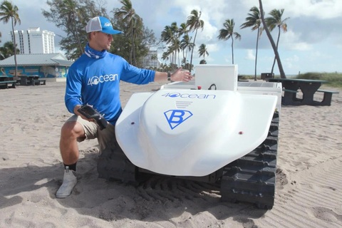 Tận mắt robot tự sàng cát tìm rác, làm sạch 3000m2 mỗi giờ