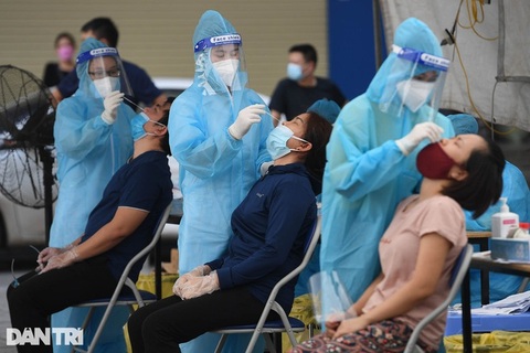 Covid-19 hôm nay: Ca mắc mới tại 50 tỉnh thành, số tử vong giảm sâu