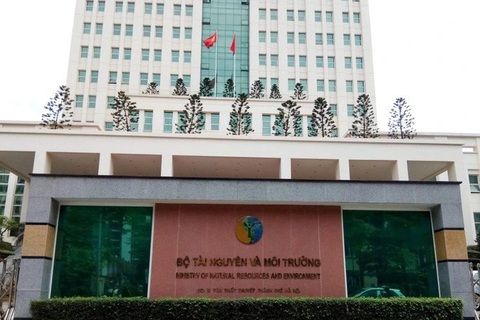 Bộ TN&MT nói gì về ý kiến "tăng gánh nặng chi phí cho doanh nghiệp"?