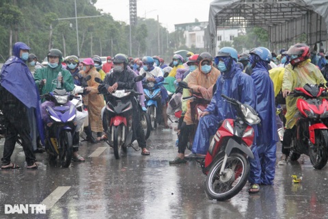 Nghệ An tạm dừng dạy học để trưng dụng trường mầm non làm khu cách ly