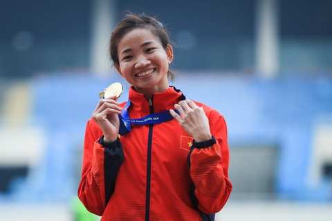 Nguyễn Thị Oanh phá kỷ lục tồn tại suốt 18 năm ở giải vô địch quốc gia