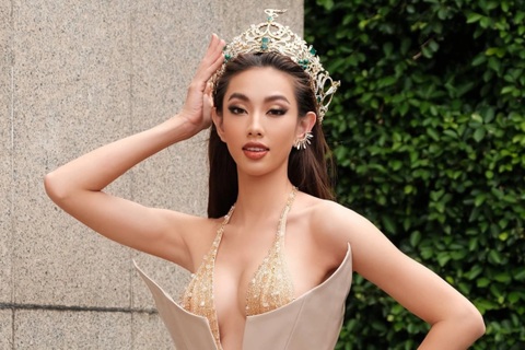 Hoa hậu Thùy Tiên: Ban tổ chức ngạc nhiên vì cô không chỉnh sửa sắc đẹp